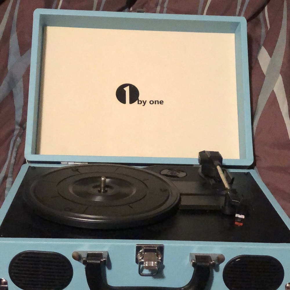 Suitcase Speaker